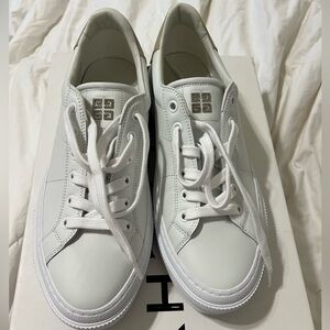 Givenchy City Sport Sneakers White/Beige Size 39
